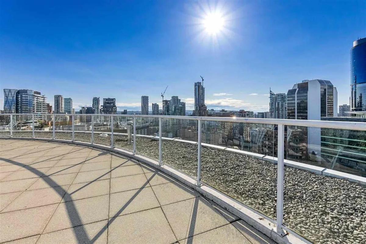 The Downtown Nest Apartment Vancouver Exterior photo